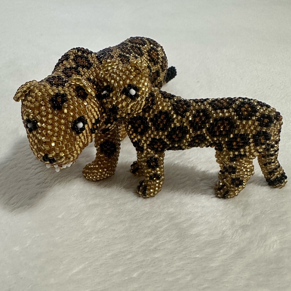 Hand Beaded Leopard 🐆 Mama and Baby Figurine Set